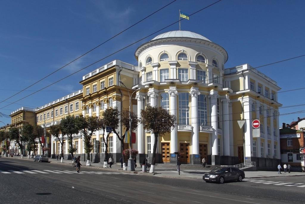 Проспект Космонавтів 42 Apartment Vinnytsia Ngoại thất bức ảnh
